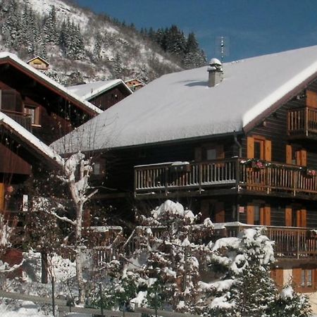 "Chalet Les Aravis" Chalet Et Appartements Ле-Гран-Борнан Екстер'єр фото